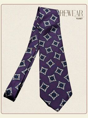 Vintage GANT 100% Silk Necktie Purple Geometric Medallion Pattern 54”